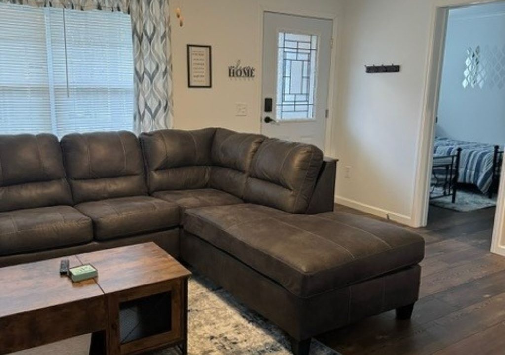 Photo of Livingroom in Town of Milo