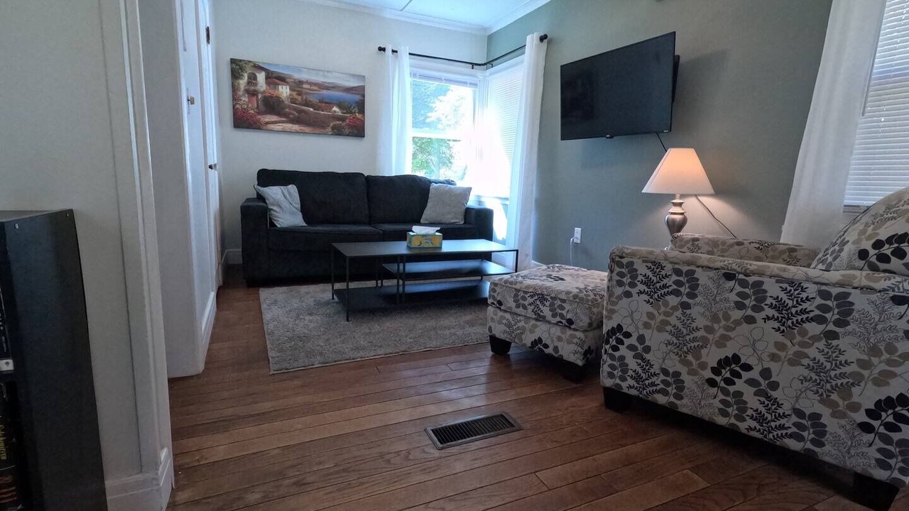Photo of Livingroom in Ithaca