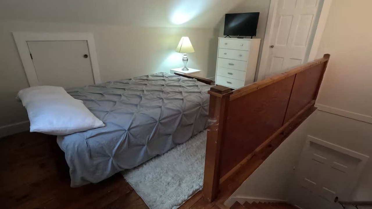 Photo of Bedroom in Ithaca