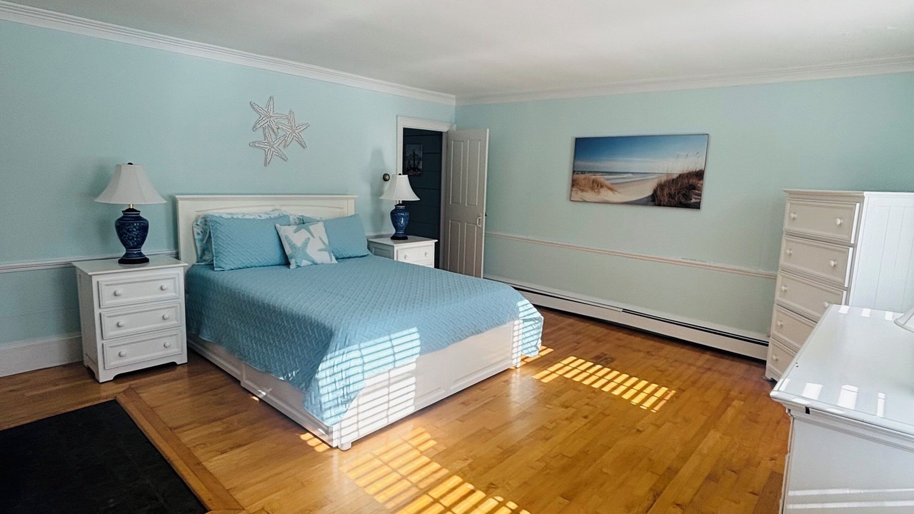 Photo of Bedroom in Dennis