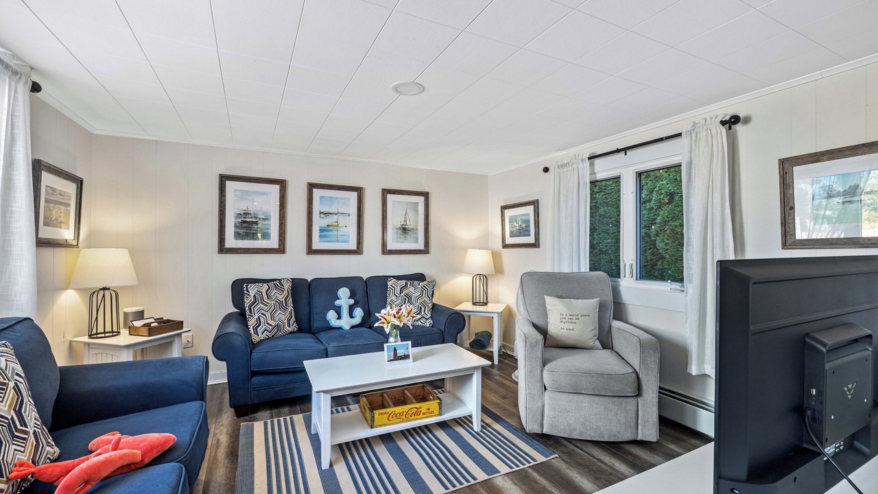 Photo of Livingroom in Kennebunk