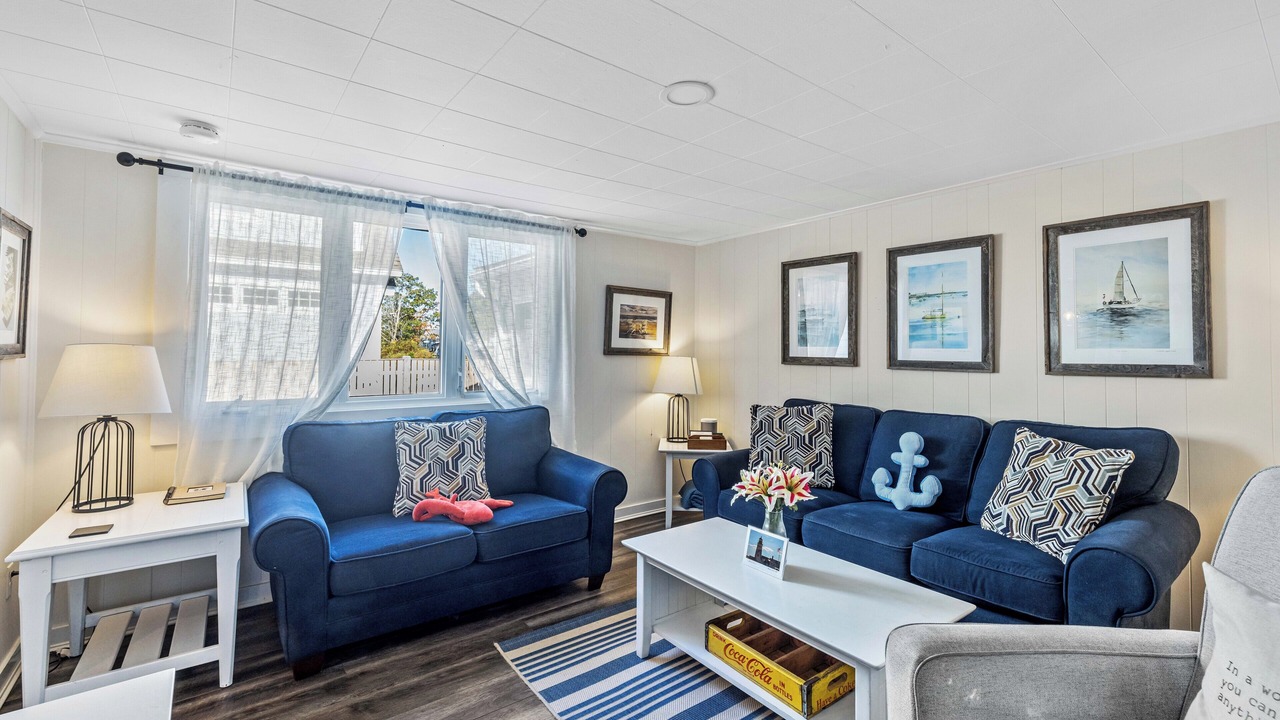 Photo of Livingroom in Kennebunk