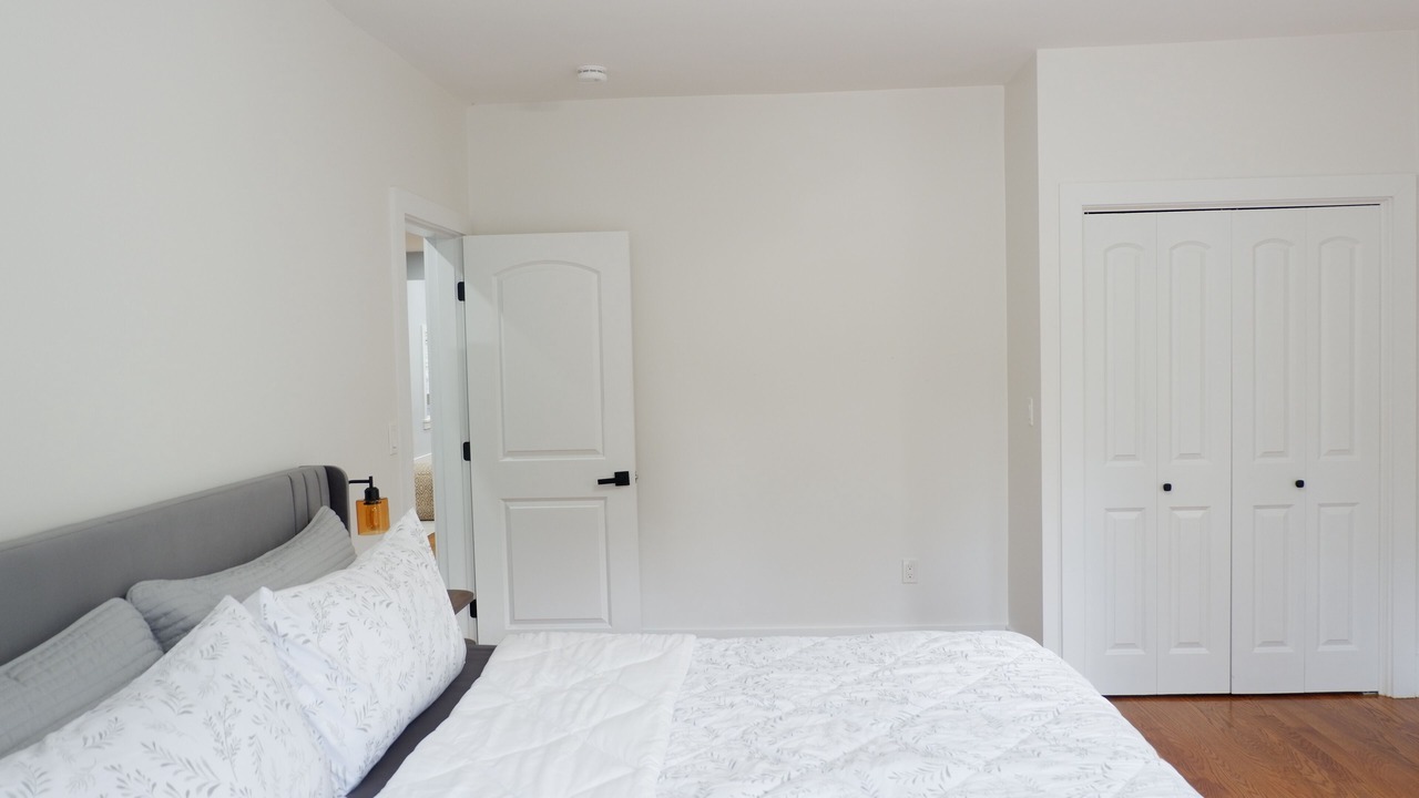 Photo of Bedroom in Ashmont