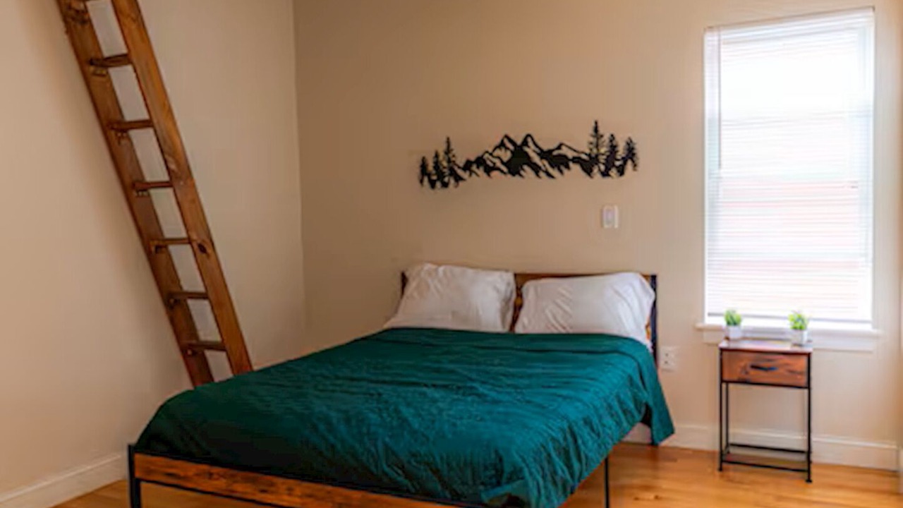 Photo of Bedroom in Wellington-Harrington
