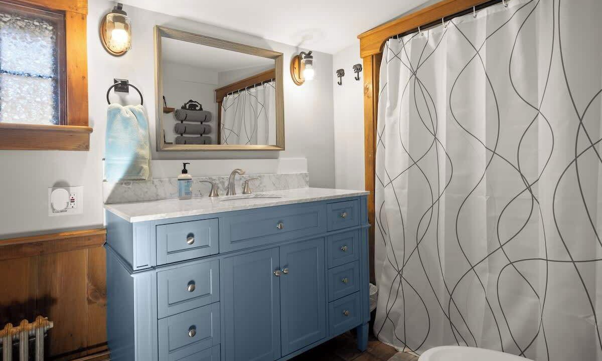 Photo of Bathroom in Wardsboro