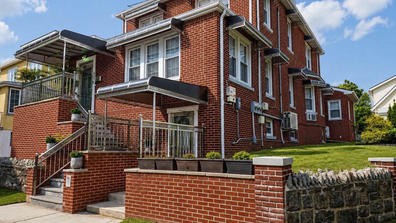 Photo of Outdoor in Woodlawn Heights