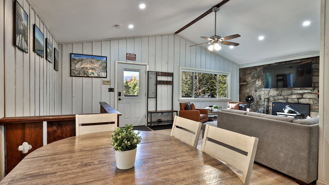 Photo of Livingroom in Killington
