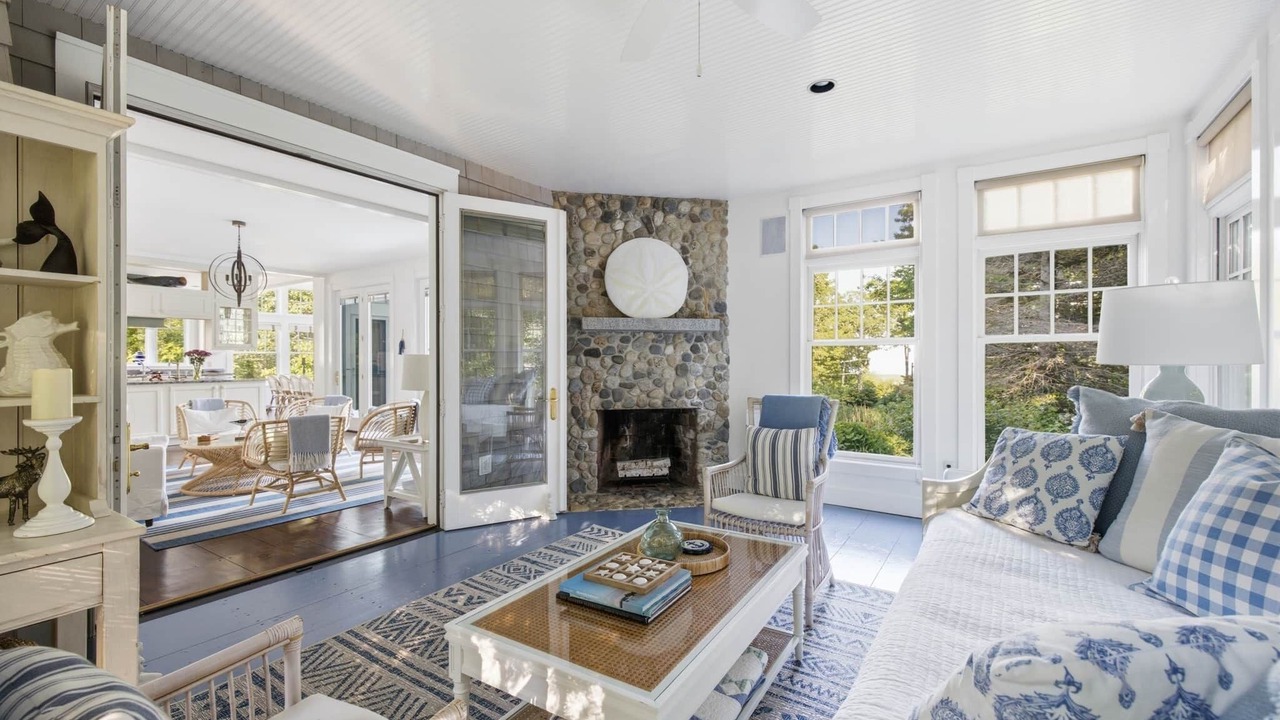 Photo of Livingroom in Fortunes Rocks