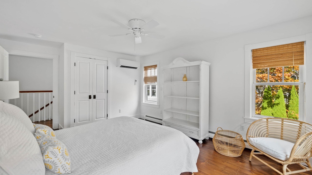 Photo of Bedroom in Fortunes Rocks