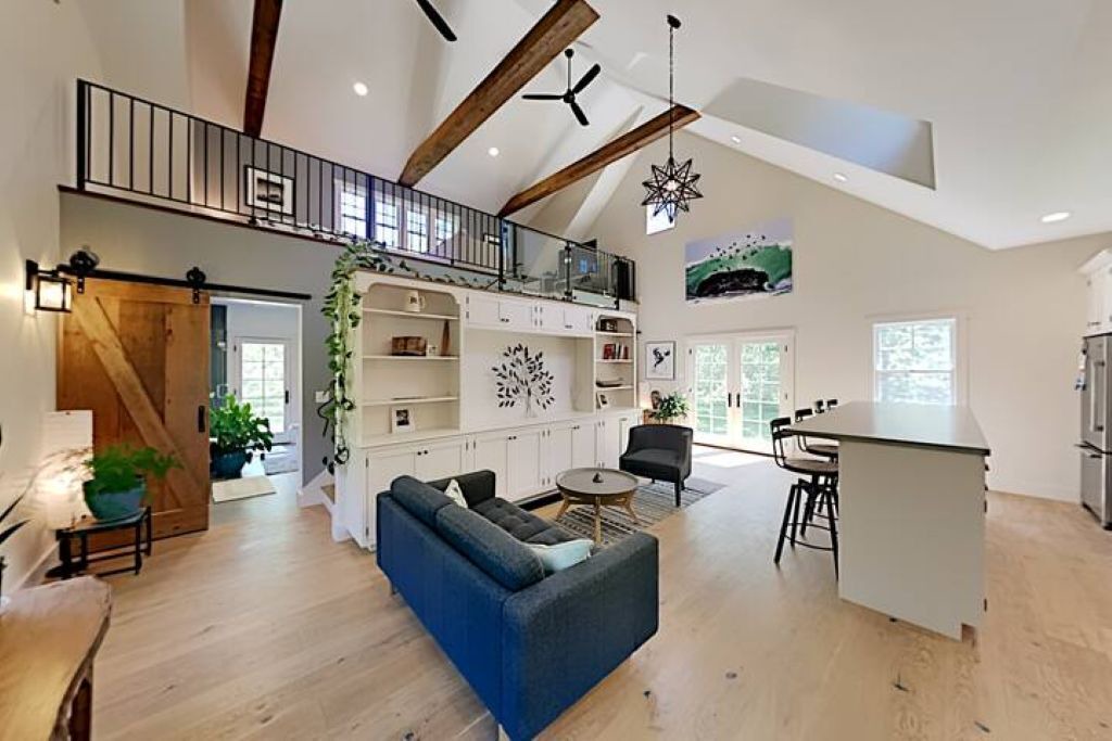 Photo of Livingroom in Katama