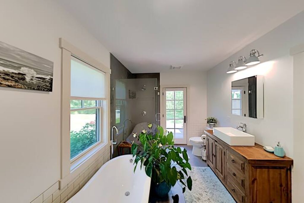 Photo of Bathroom in Katama