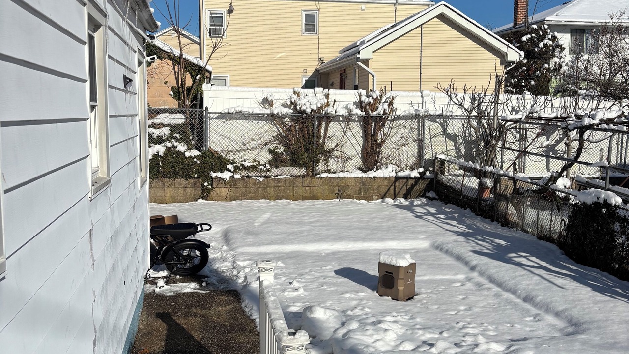 Photo of Outdoor in Elmont
