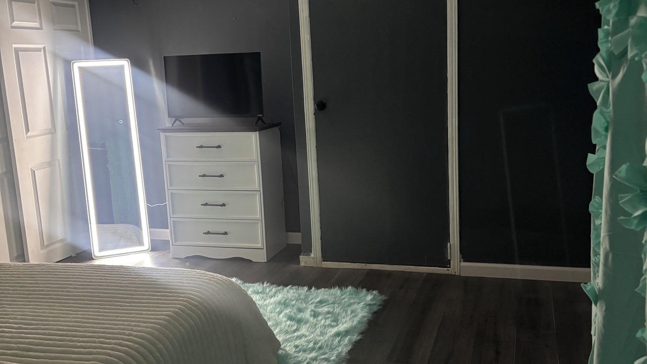 Photo of Bedroom in Elmont