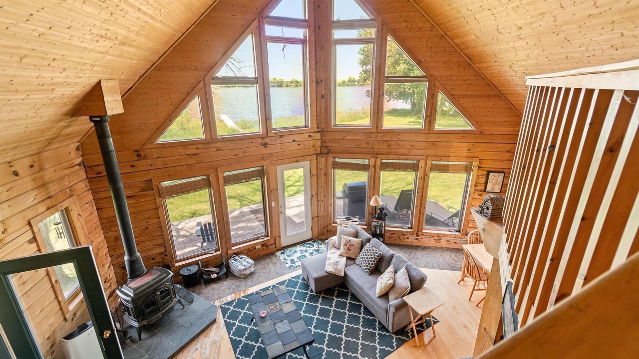 Photo of Livingroom in North Hero