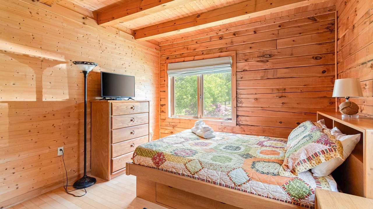 Photo of Bedroom in North Hero