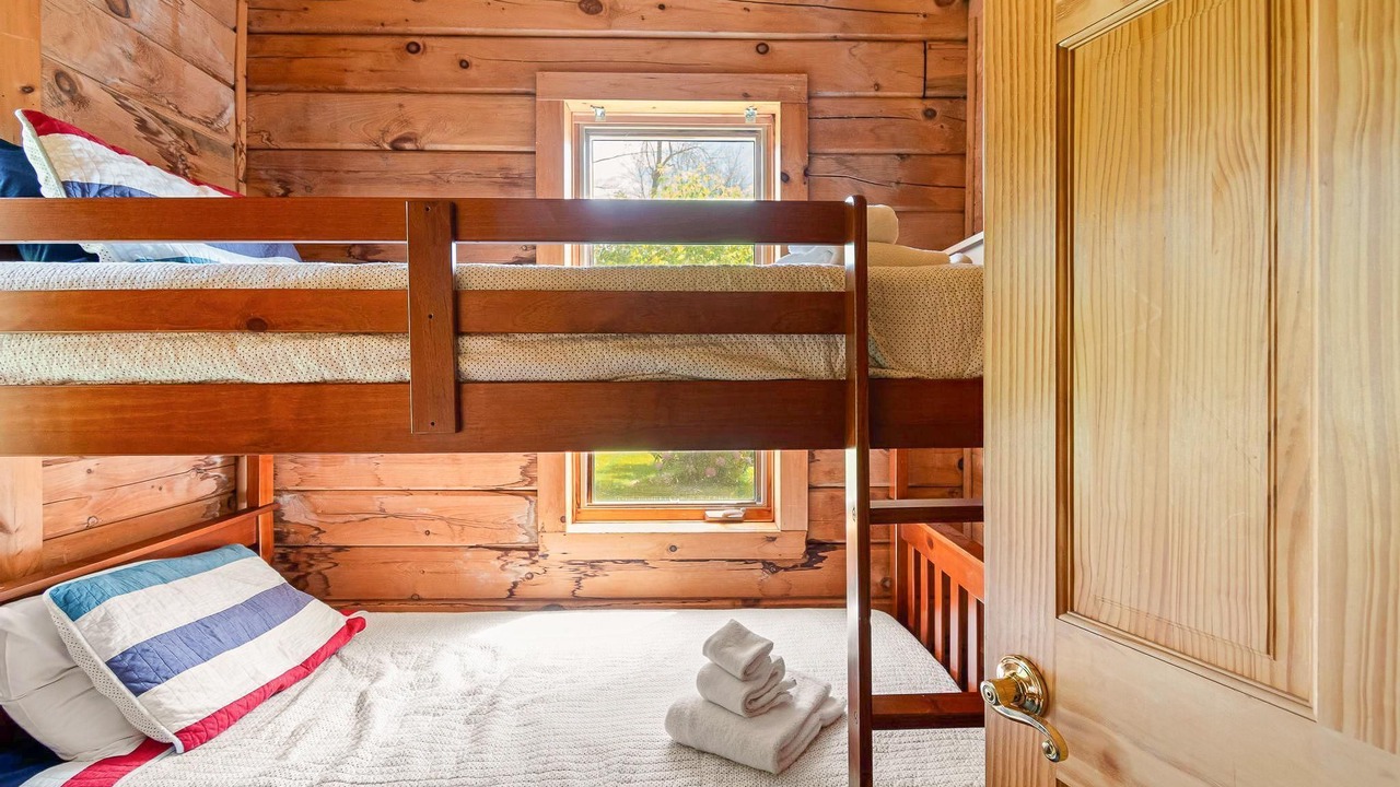 Photo of Bedroom in North Hero