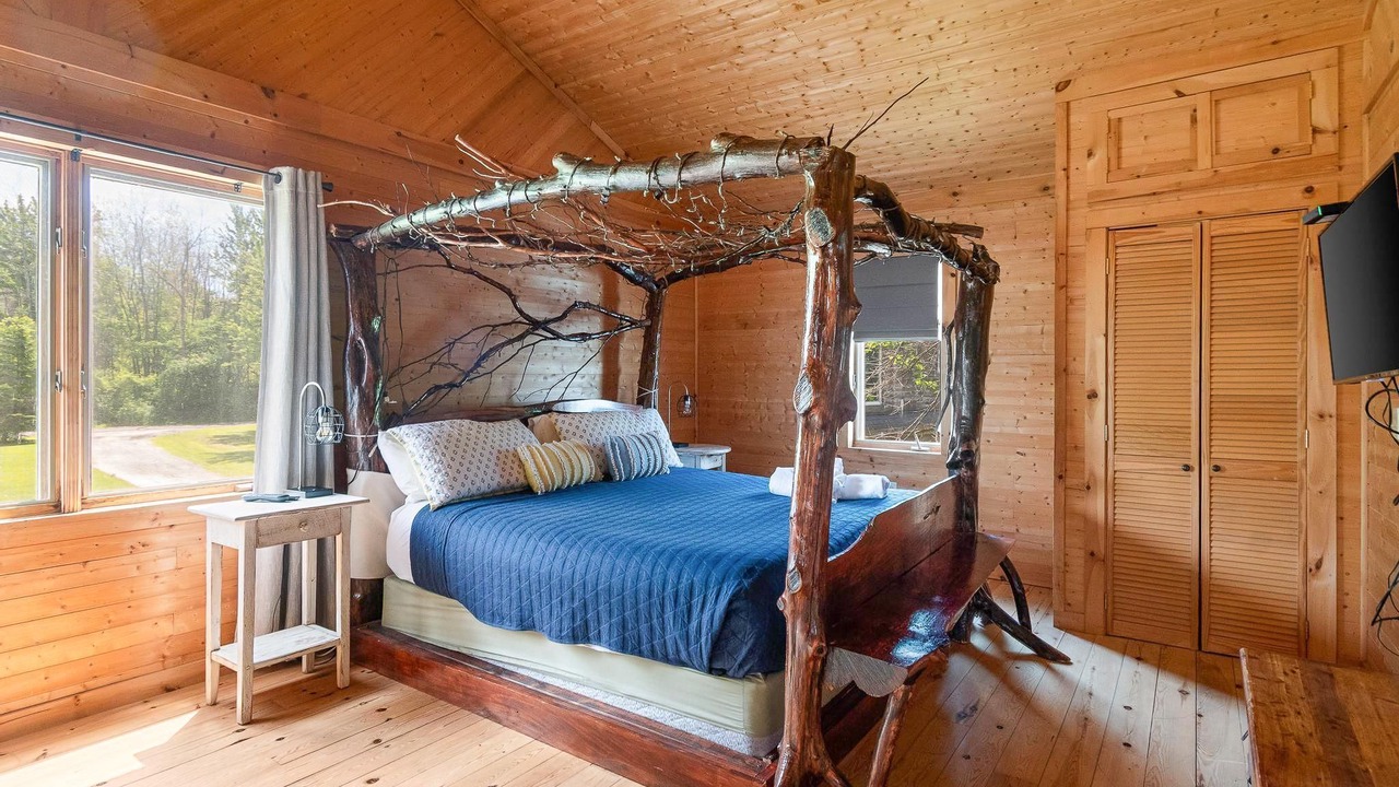 Photo of Bedroom in North Hero