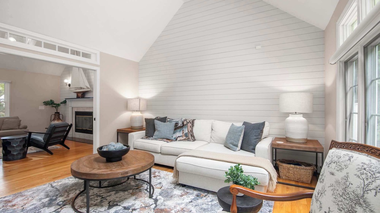 Photo of Livingroom in East Dennis
