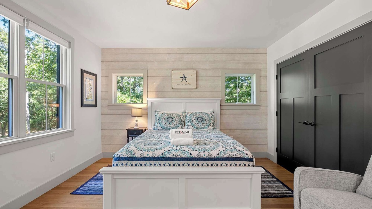 Photo of Bedroom in Dennis