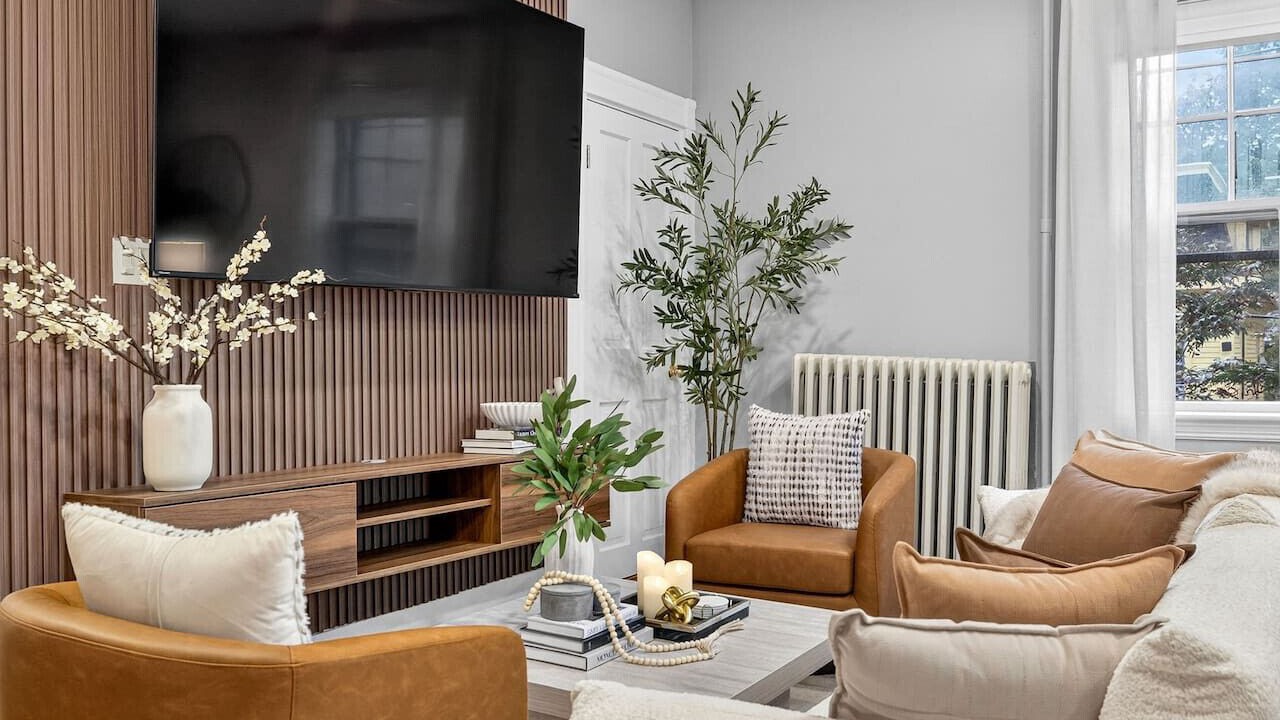 Photo of Livingroom in Mid-Cambridge