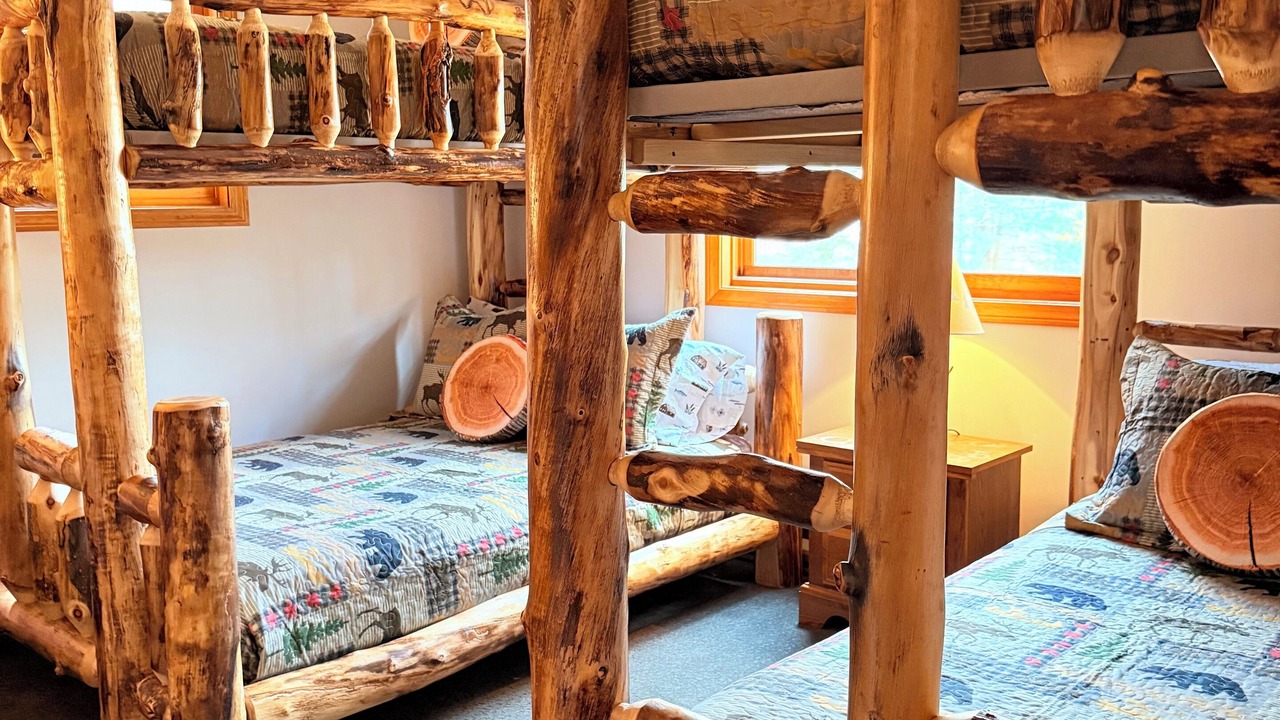 Photo of Bedroom in Moultonborough