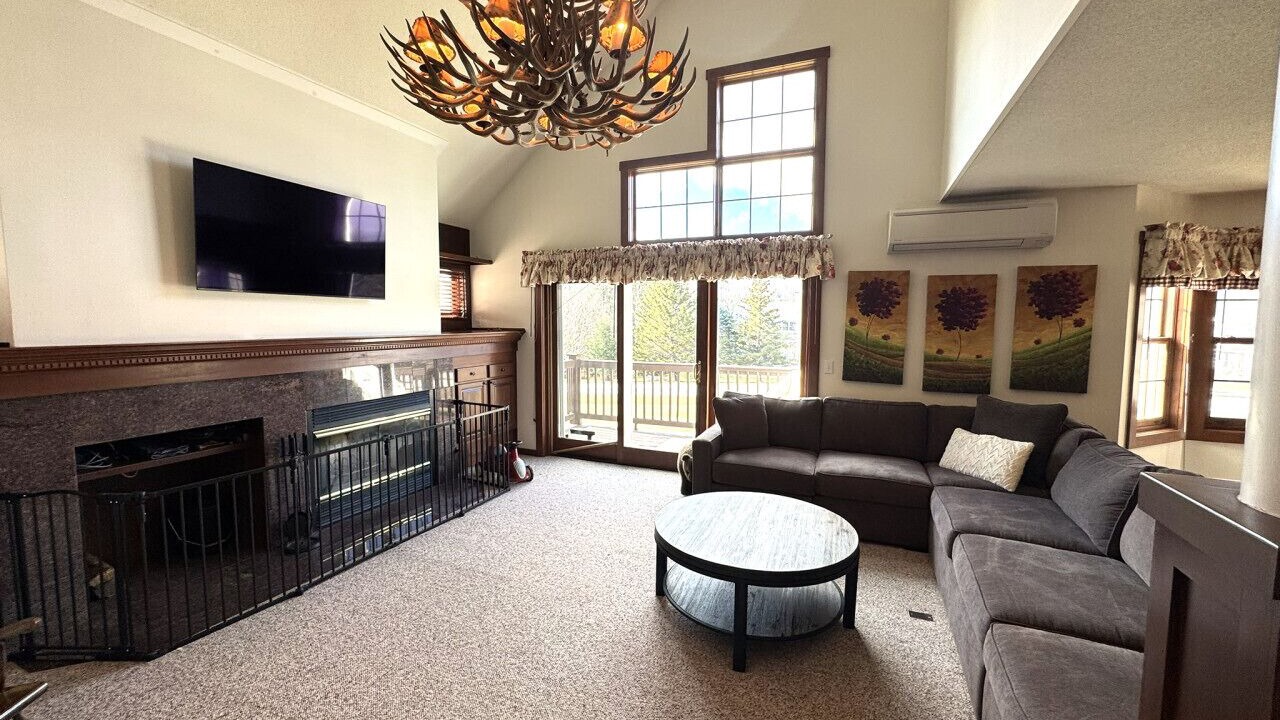 Photo of Livingroom in West Dover
