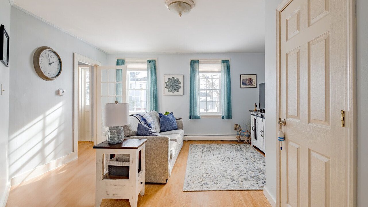Photo of Livingroom in Topsham