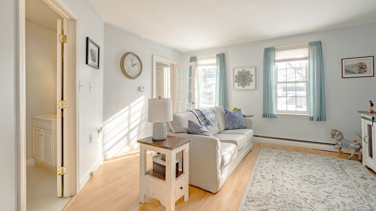 Photo of Livingroom in Topsham