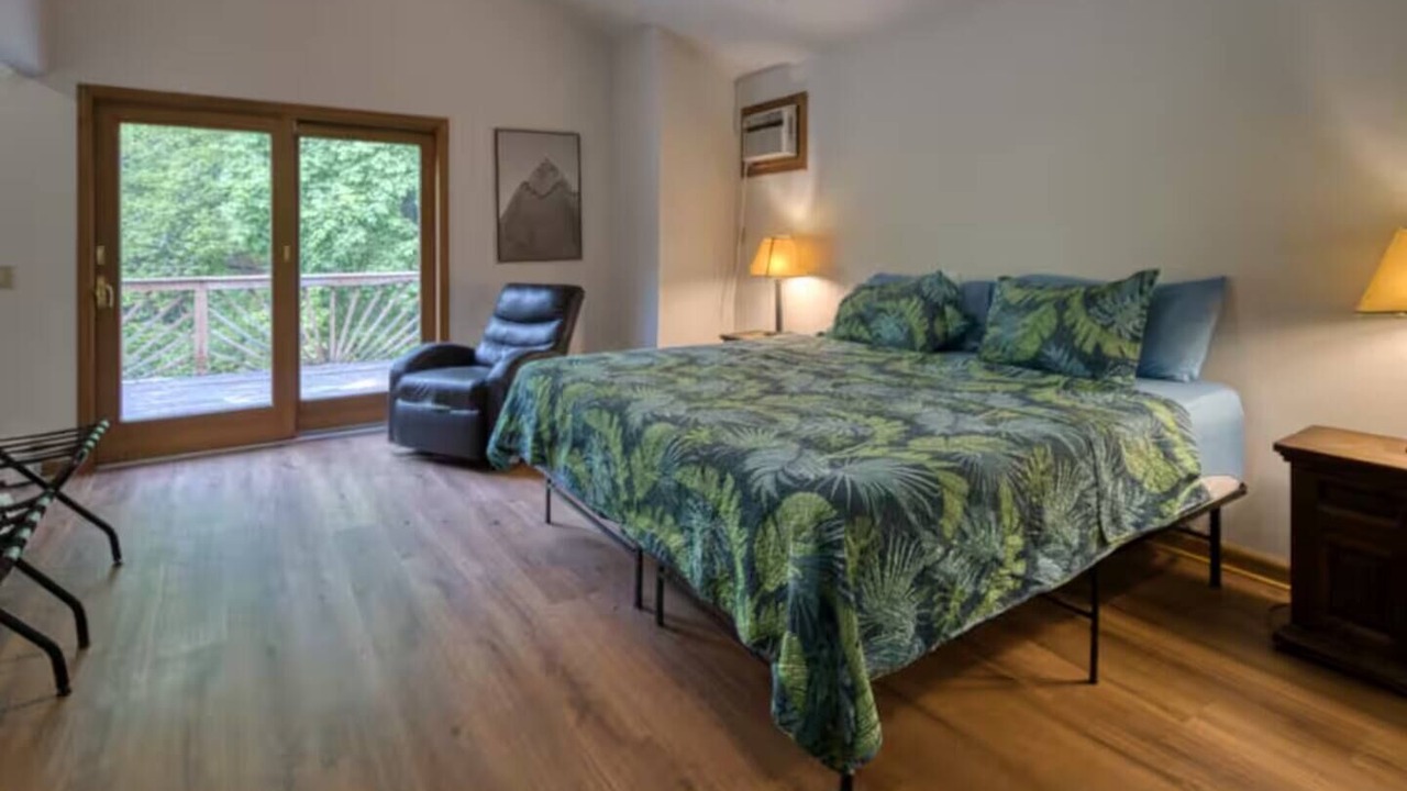 Photo of Bedroom in Landing