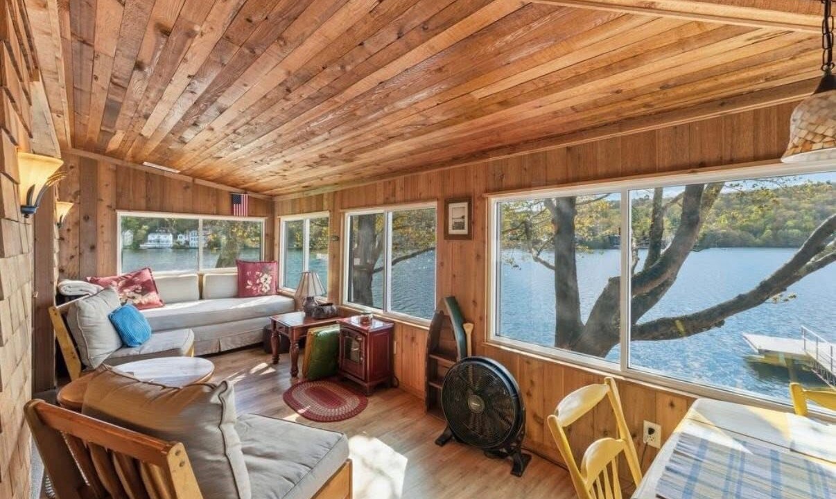 Photo of Livingroom in Winchester