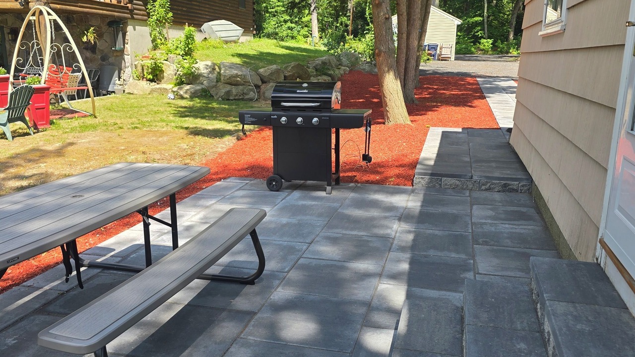 Photo of Outdoor in Pelham