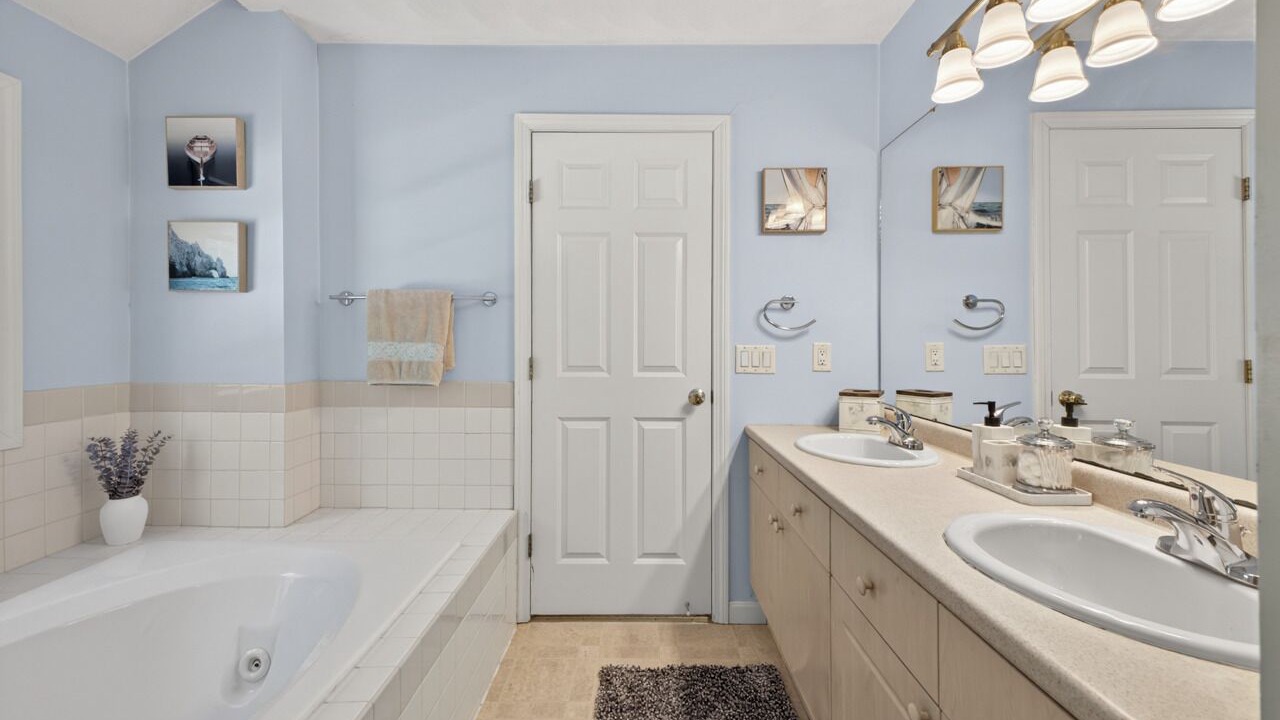 Photo of Bathroom in Indian Hill