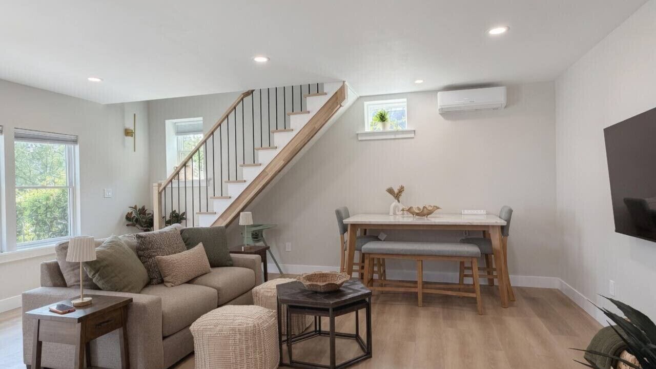 Photo of Livingroom in Terryville