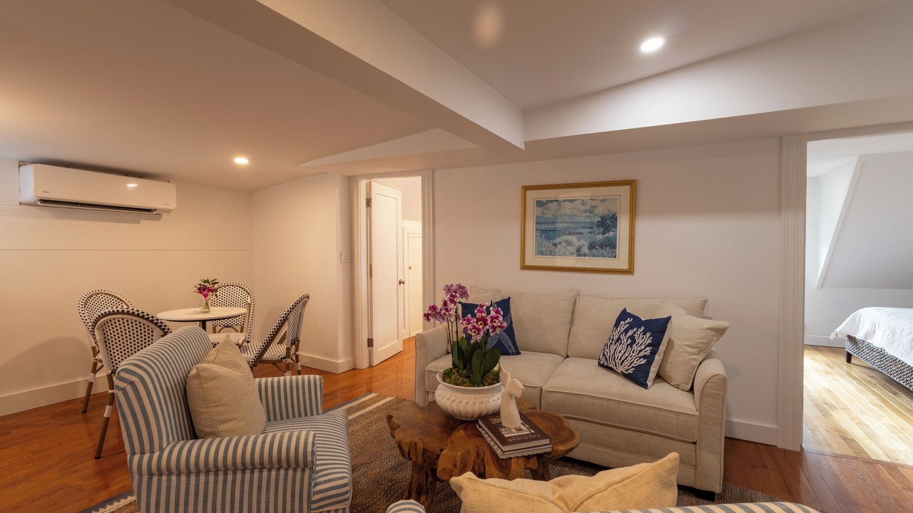 Photo of Livingroom in Oak Bluffs