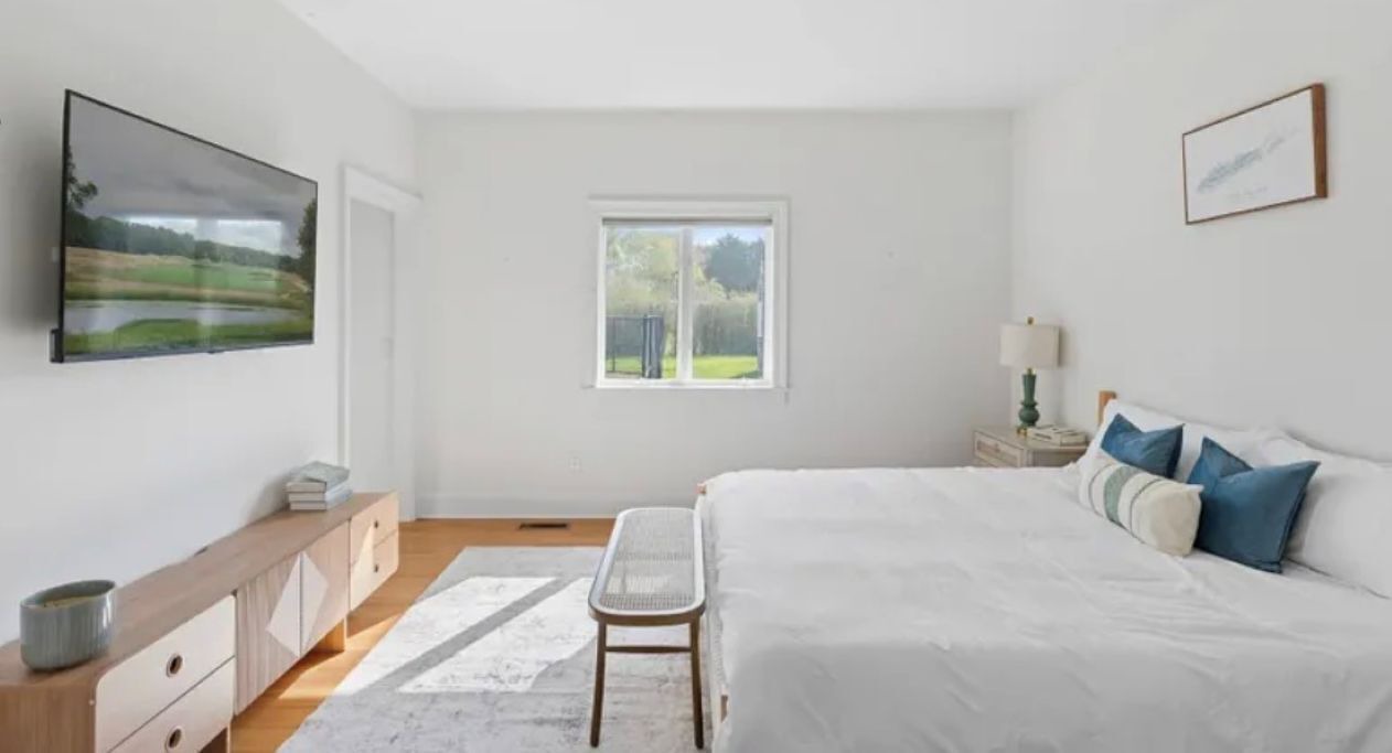 Photo of Bedroom in Village of Southampton