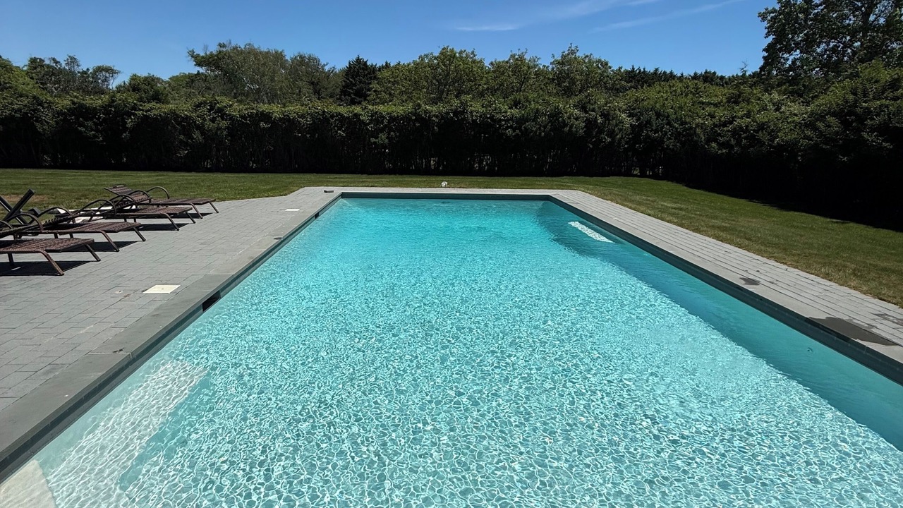 Photo of Outdoor in Village of Southampton