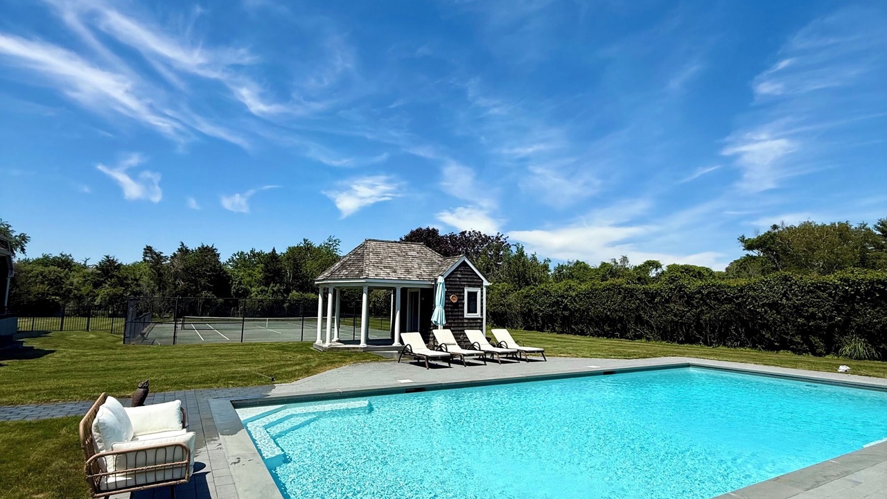 Photo of Outdoor in Village of Southampton