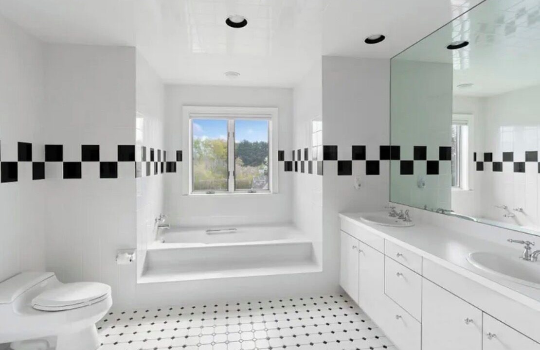 Photo of Bathroom in Village of Southampton