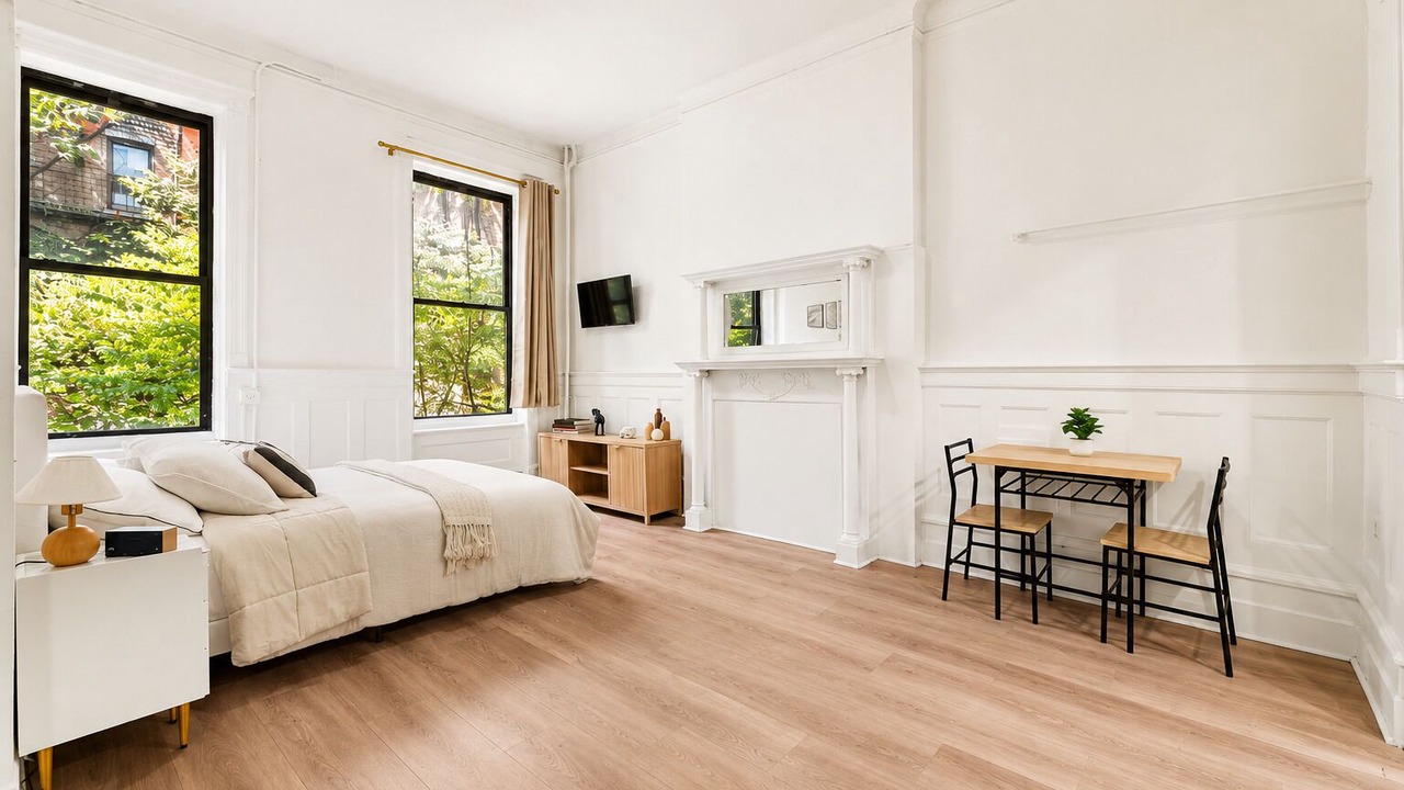 Photo of Bedroom in Upper Manhattan