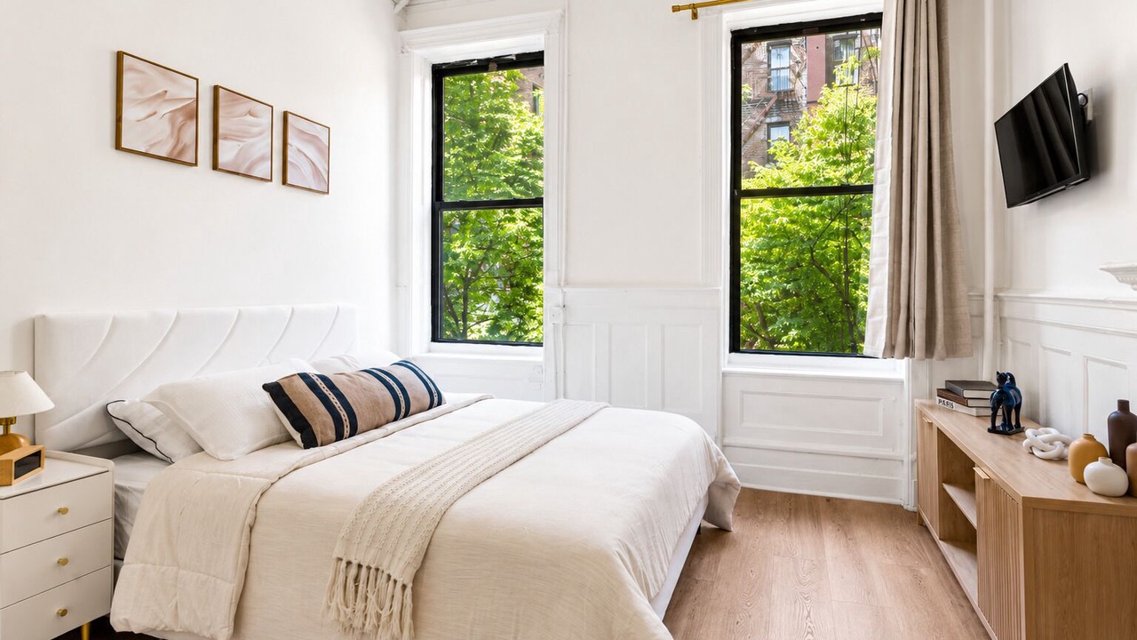 Photo of Bedroom in Upper Manhattan