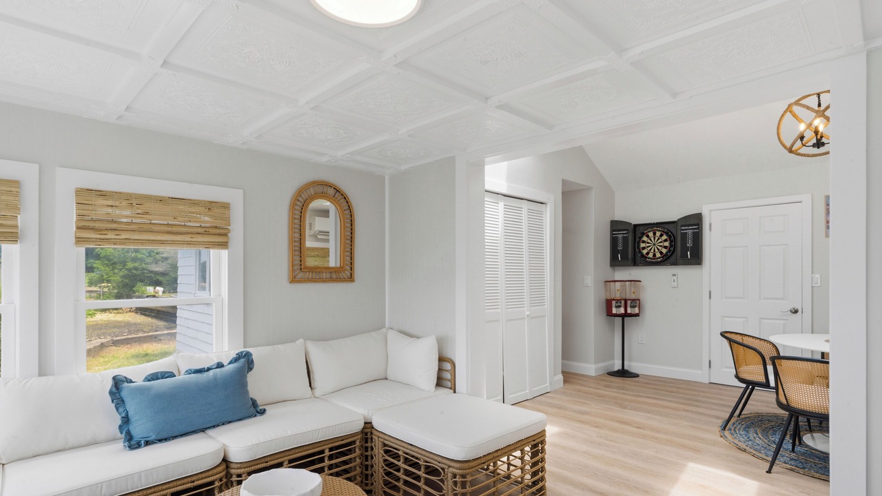 Photo of Livingroom in Swansea