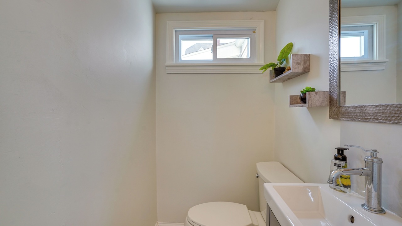 Photo of Bathroom in Lynn