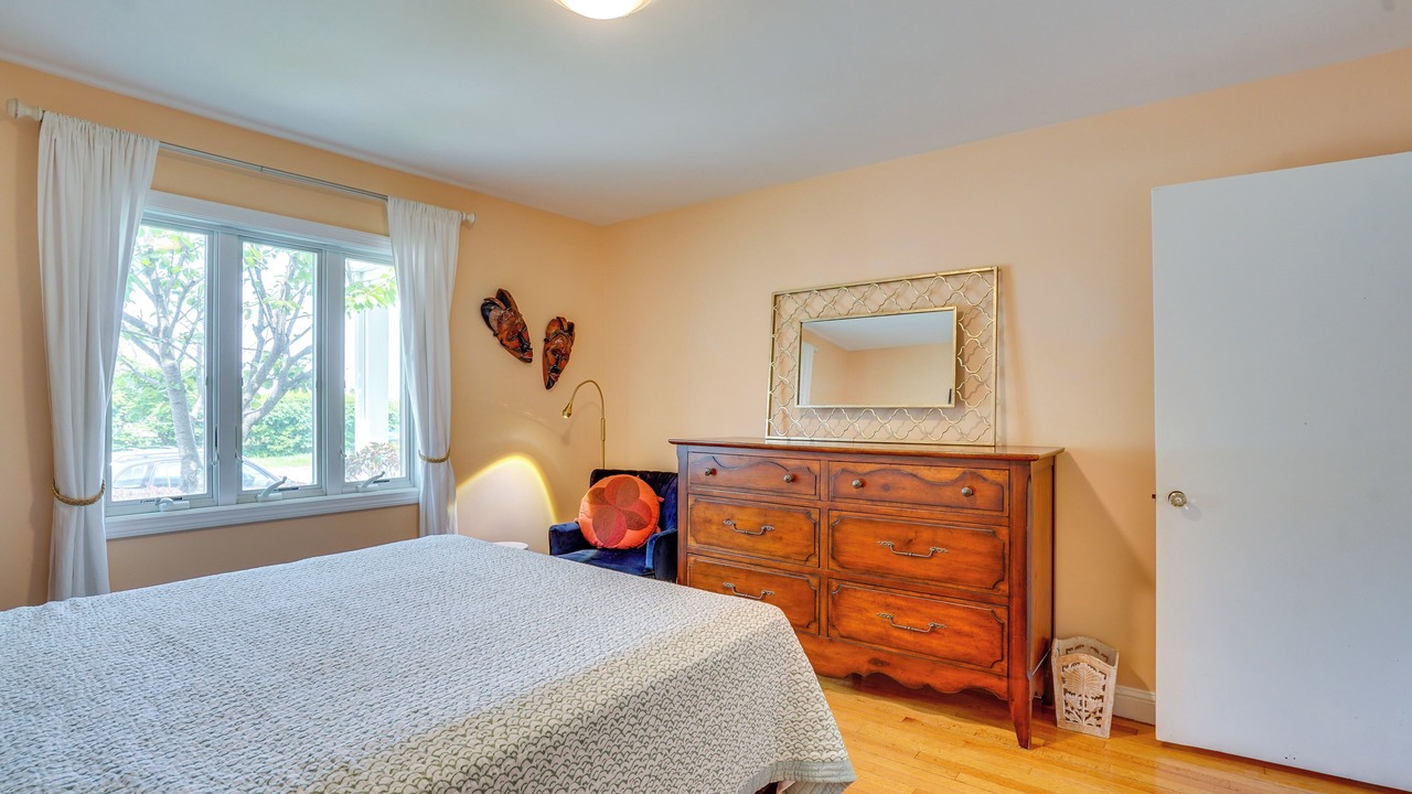 Photo of Bedroom in Lynn