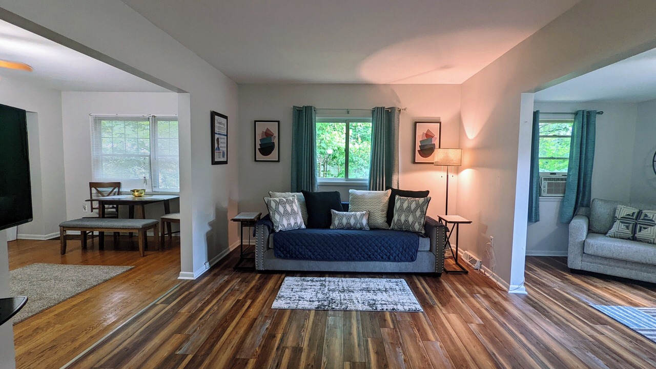 Photo of Livingroom in Mattydale