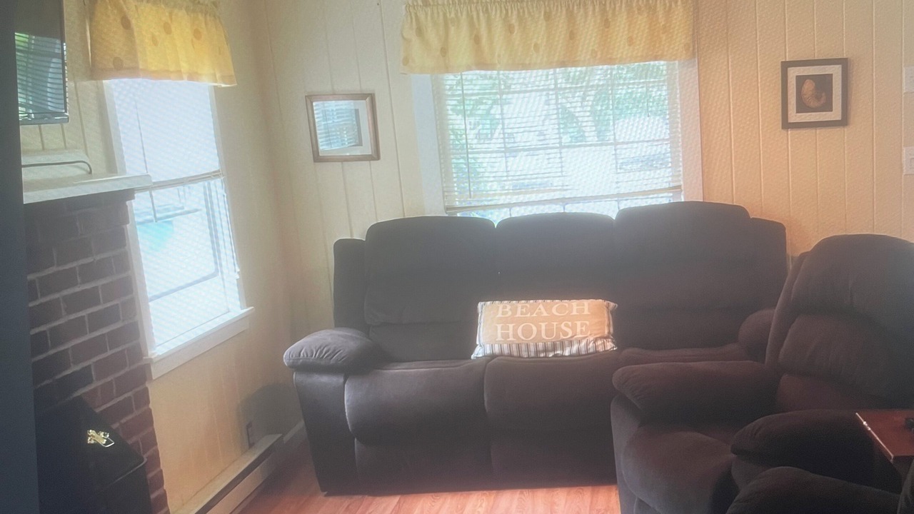 Photo of Livingroom in Old Lyme