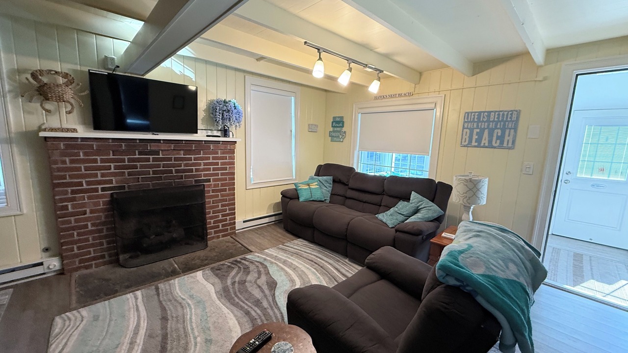 Photo of Livingroom in Old Lyme