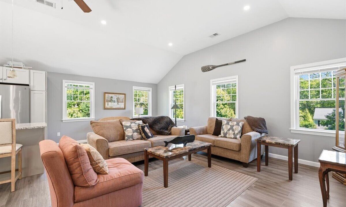 Photo of Livingroom in West Falmouth