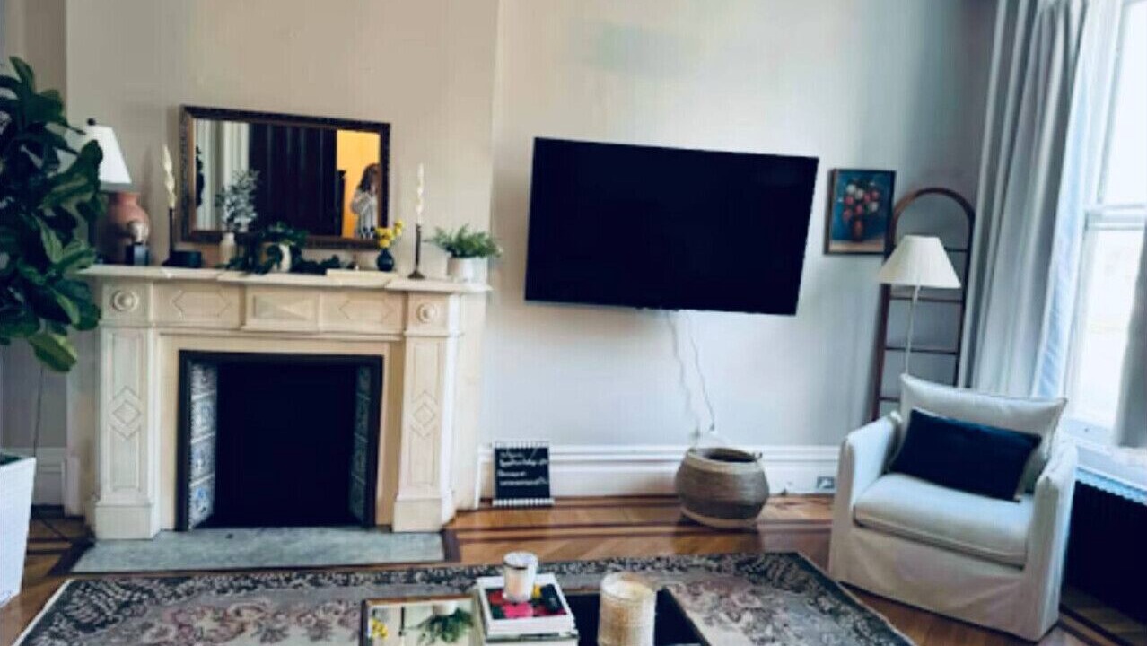 Photo of Bedroom in Newtonville