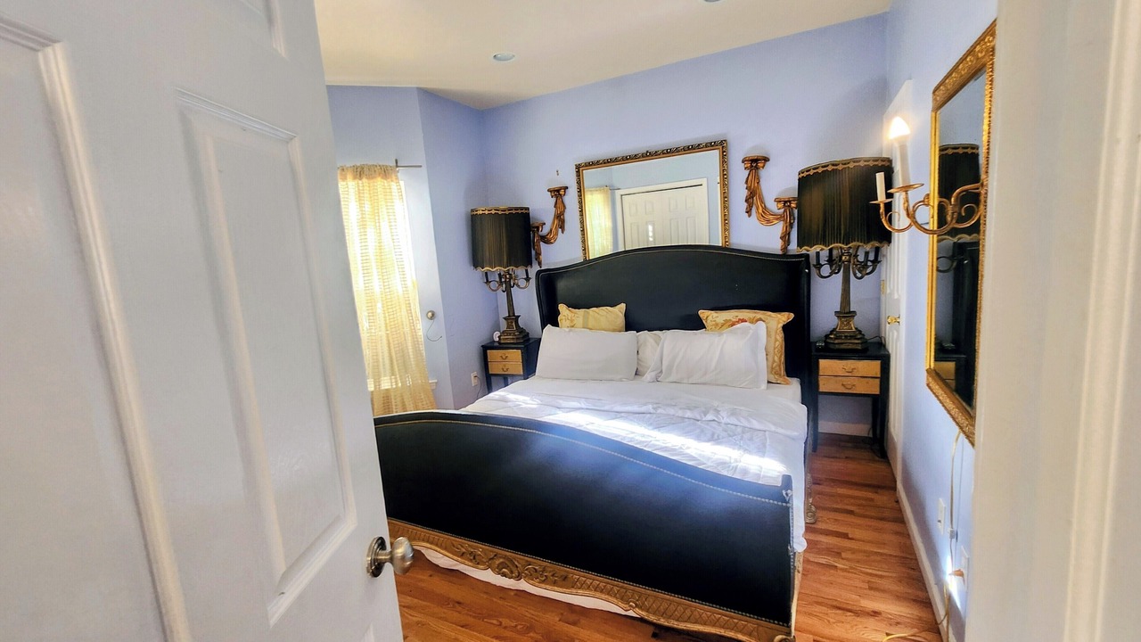 Photo of Bedroom in Huntington Station