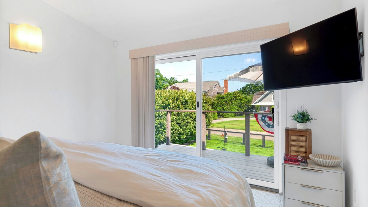 Photo of Bedroom in Orient Point